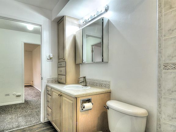 4th image of 695 S Alton Way Unit 1A