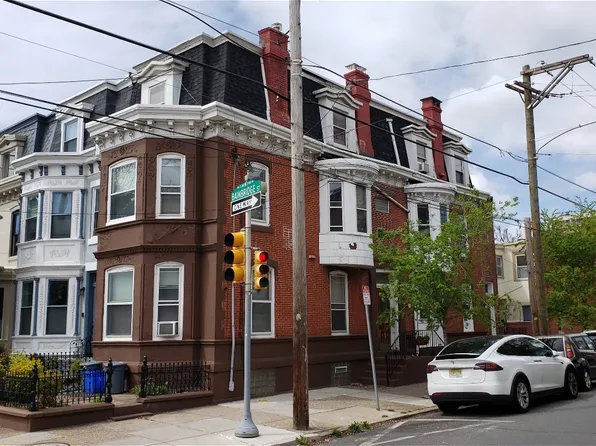 610 S 22nd St #1R, Philadelphia, PA 19146