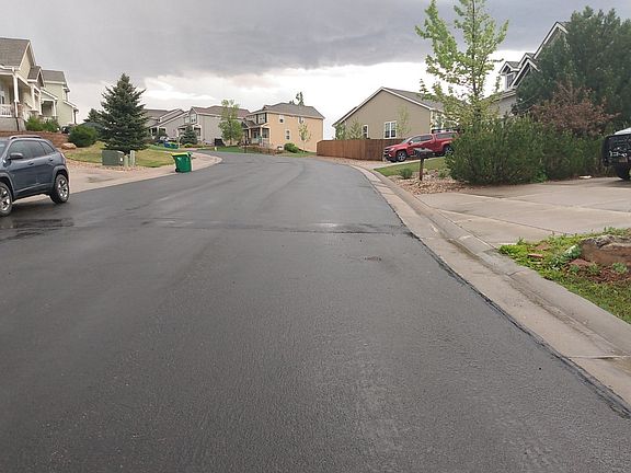 5th image of 542 Eaglestone Dr
