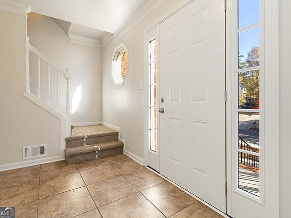 5th image of 3477 Chinaberry Ln