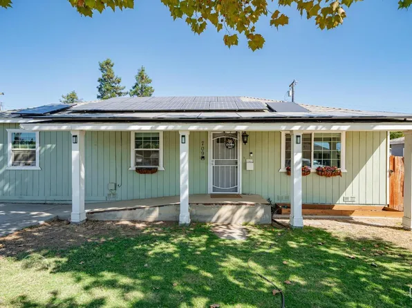 709 Charlana Dr, Bakersfield, CA 93308