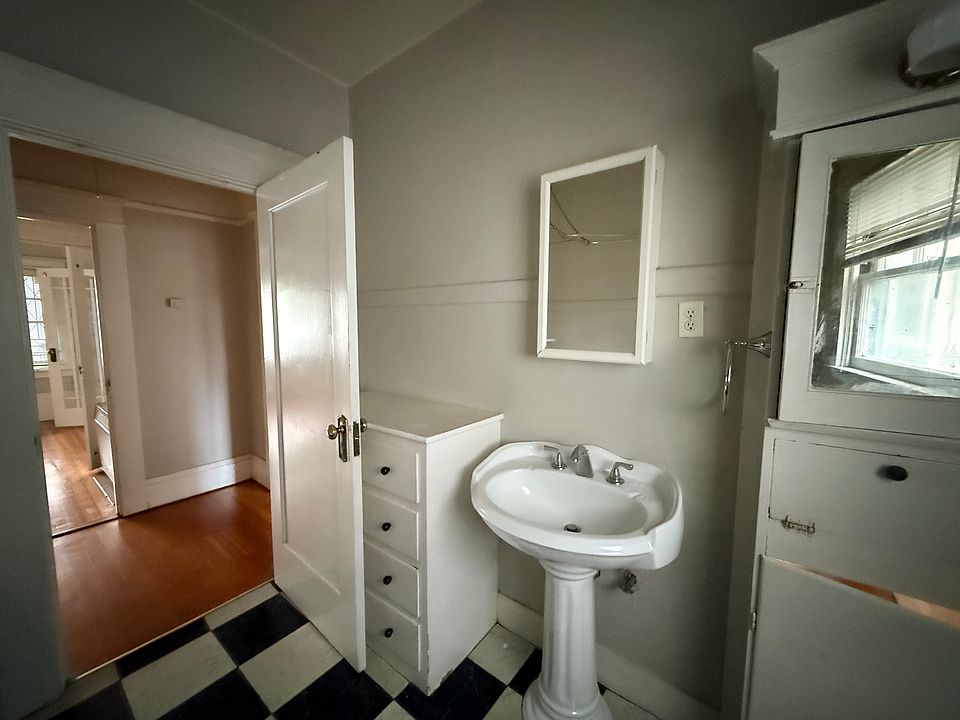1st image of 1706 16th St #1706