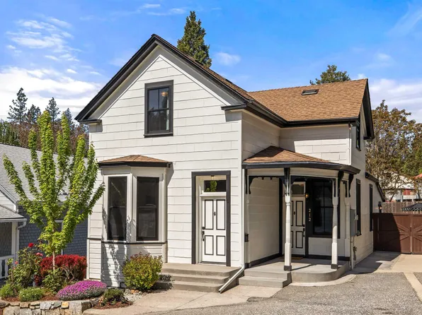 212 S Pine St, Nevada City, CA 95959
