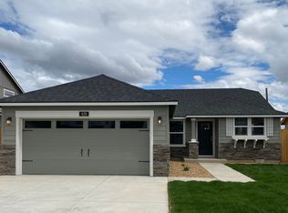 676 NW Xavier Ave, Redmond, OR 97756
