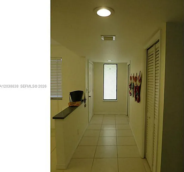 205 Lakeview Dr #202 — Photo 8