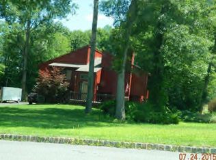 11 Summer Tree Run, Sparta, NJ 07871