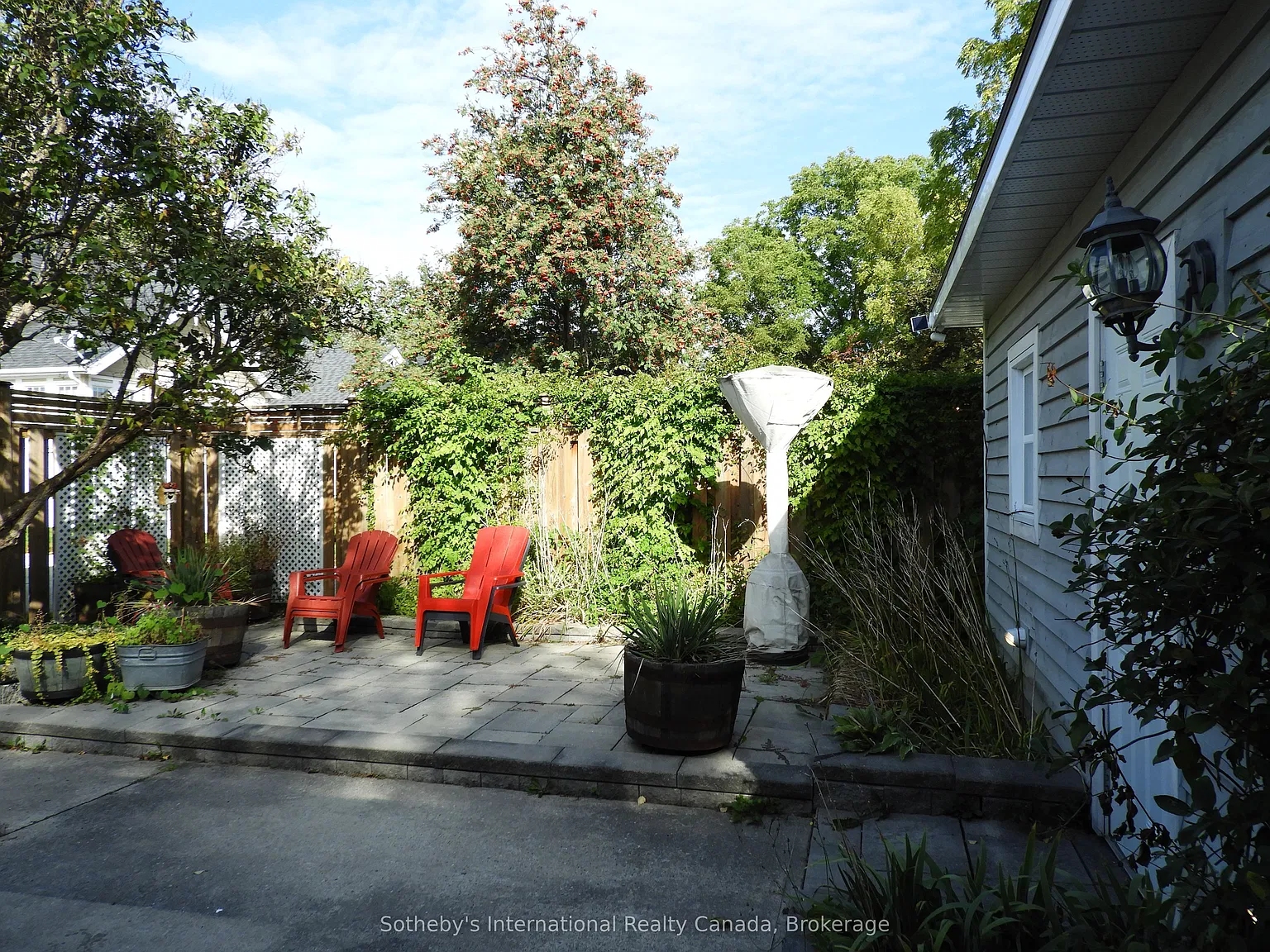 3 bed, $20,000 — Photo 3