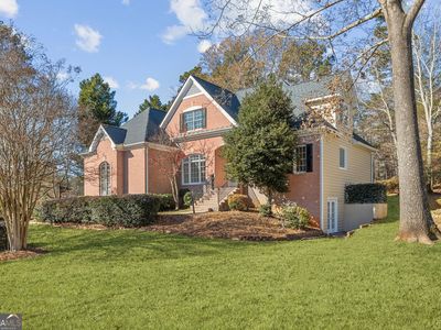 534 Emerald Lake Ln, Sugar Hill, GA, 30518