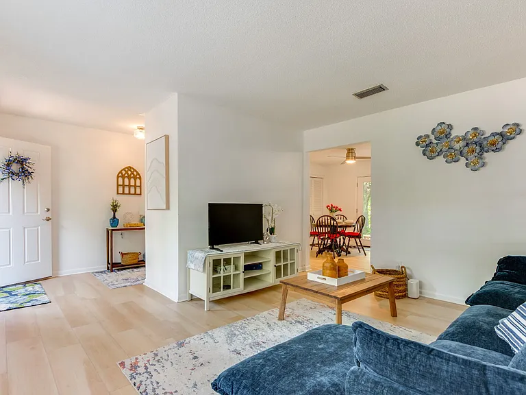 1011 Munson Landing Rd — Photo 4
