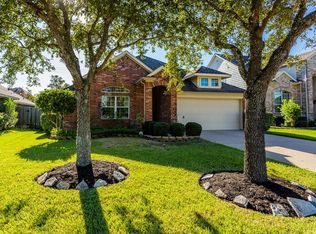 1915 Hollow Mist Ln, Pearland, TX 77581