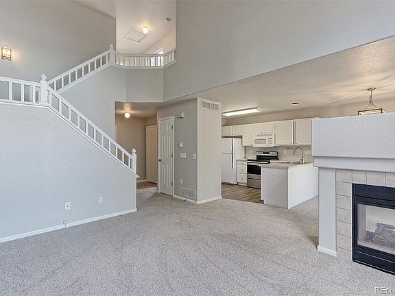 2nd image of 621 W 114th Pl