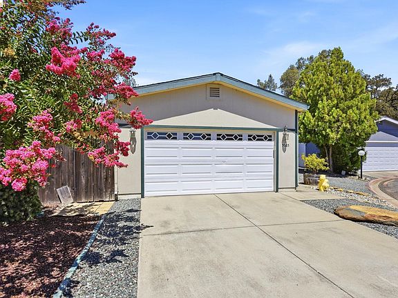 3rd image of 5685 Cody Dr