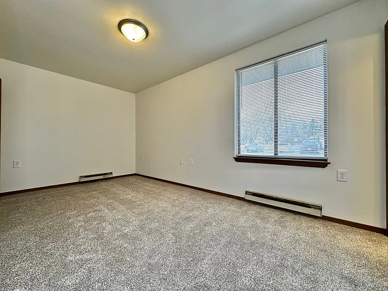 135 S 3rd St — Photo 9