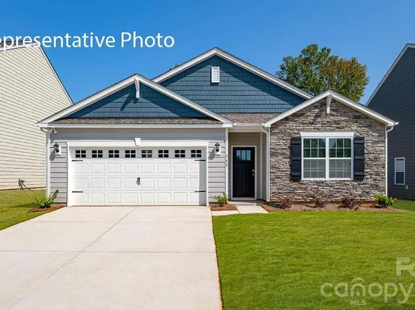 3040 Sassafras Trl, Gastonia, NC 28056