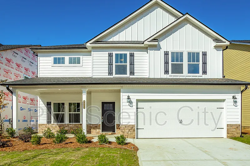4 bed, 2.5 bath, 2698 sqft, $2,600 — Photo 4