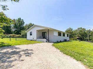322 Southern Hills Ln, Marshfield, MO 65706