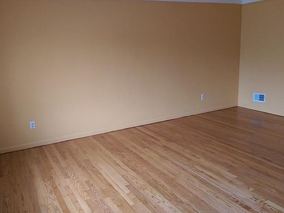 2nd image of 20416 Brooklawn Dr