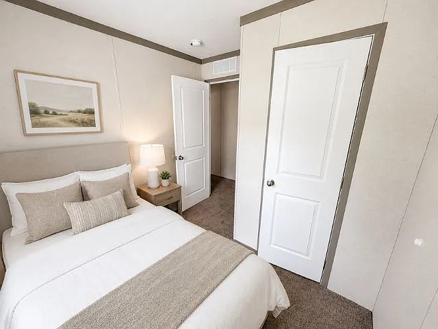 32 Starling Hill Dr #249 — Photo 4