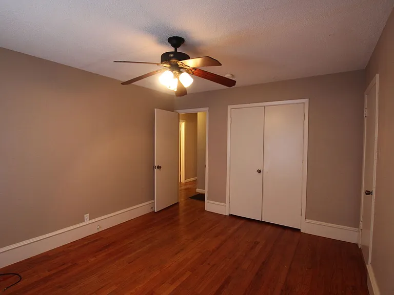 812 S Palmer Ave — Photo 16