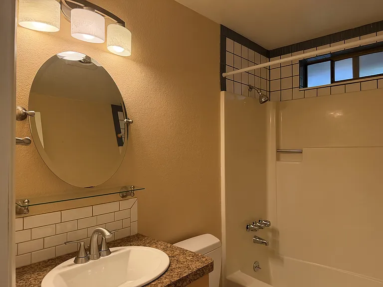 1701 Antoine Ave — Photo 14