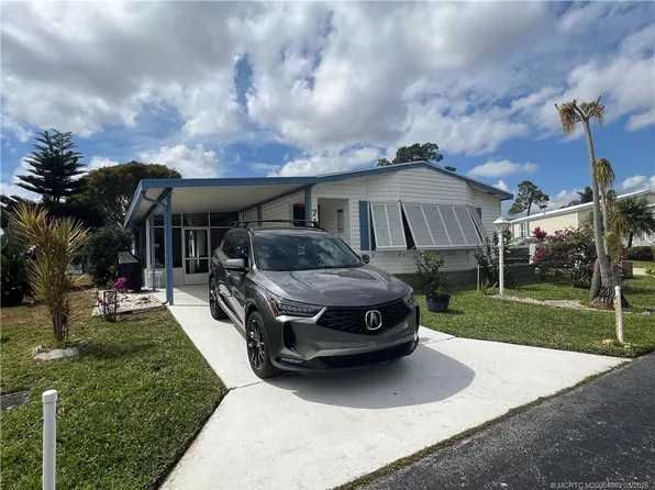 715 Sunny South Ave, Boynton Beach, FL 33436