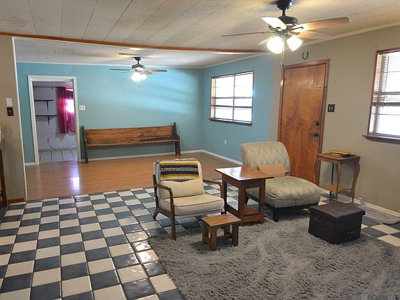 3rd image of 395 Avenue G