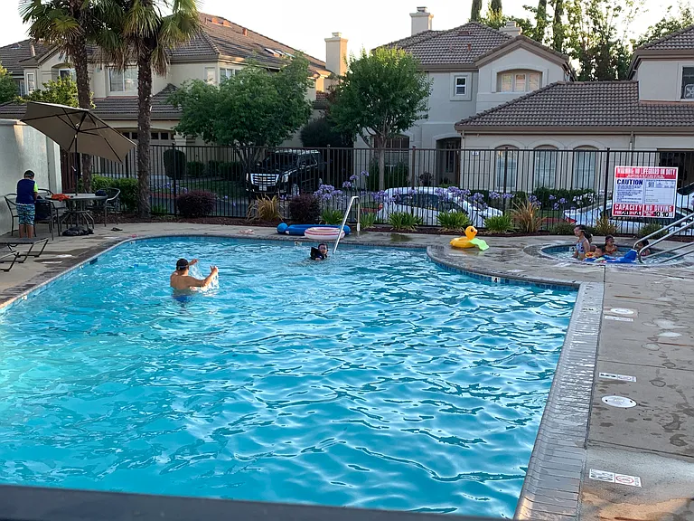 Pool and Jacuzzi included and Club House