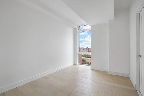 Sold by Corcoran | media 27