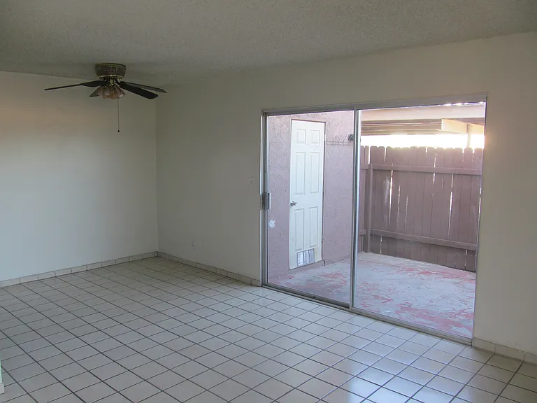 3518 Villa Knolls North Dr — Photo 8