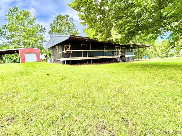 303 SE Grant St, Stigler, OK 74462