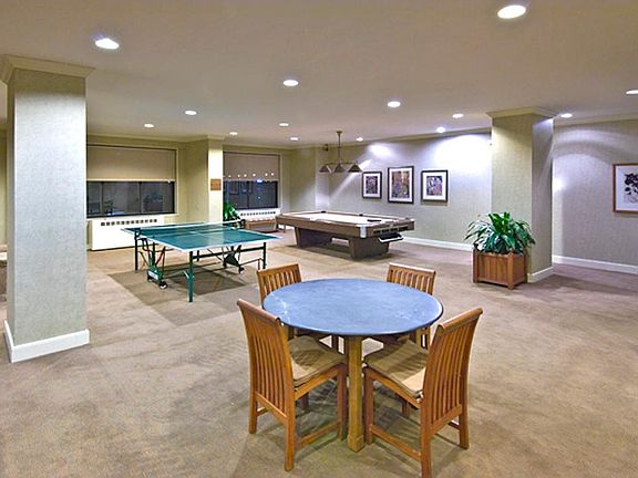 5th image of 1755 York Ave APT 35D