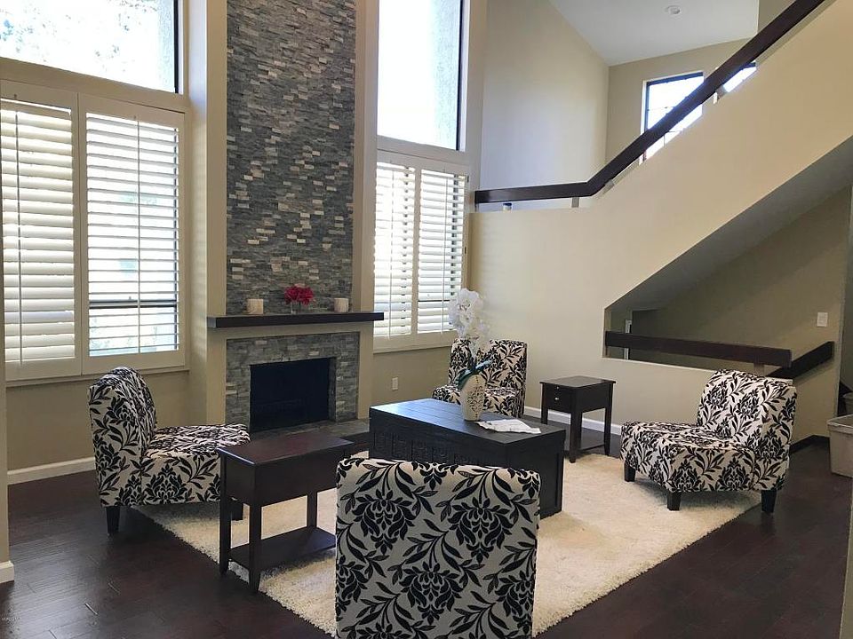 1st image of 393 Maidstone Ln