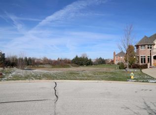 220 E Plainfield Ct, Vernon Hills, IL