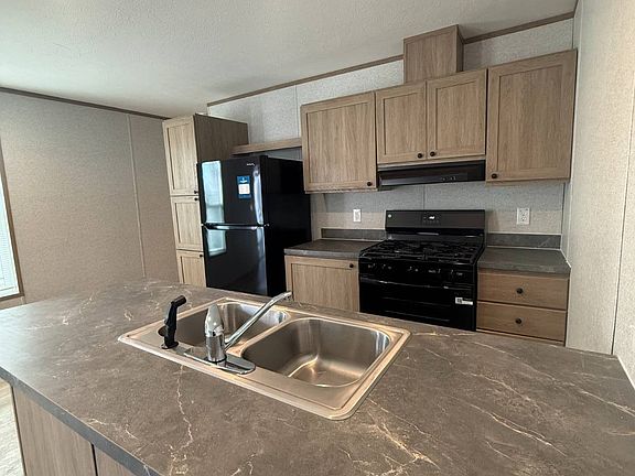 3rd image of 1713 B St