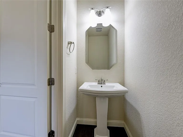 14204 Tyburn Trl — Photo 12