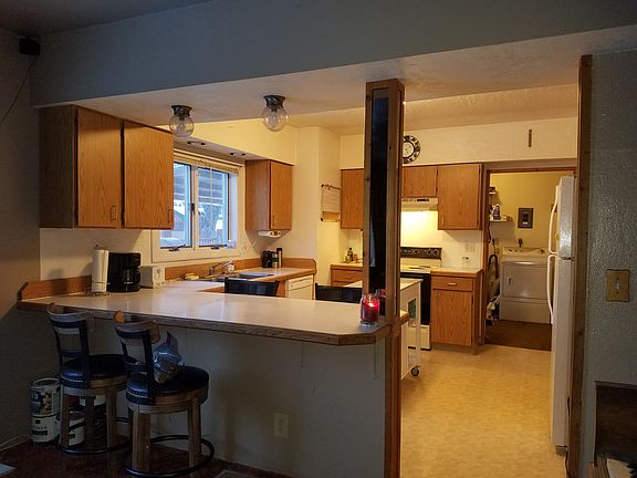 4th image of 675 Teton Ave