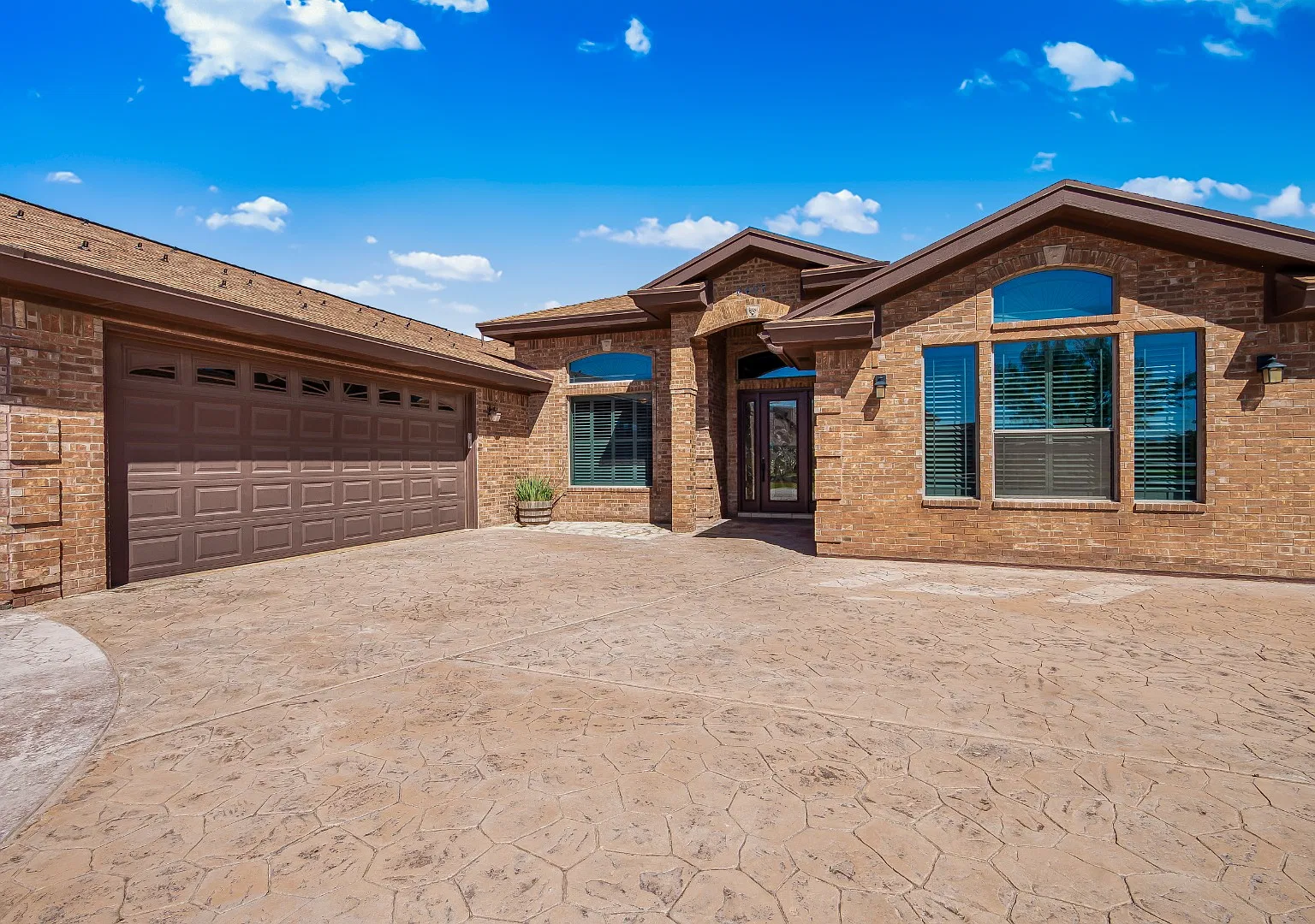 6497 Yerba Verde Dr — Photo 2