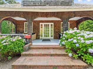 79 Moses Ln, Southampton, NY 11968