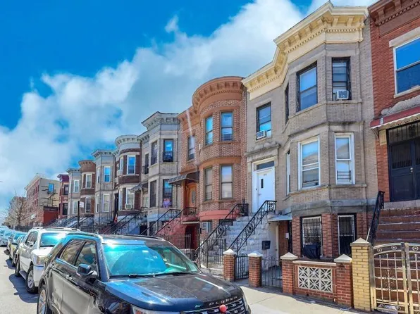 558 51st St, Brooklyn, NY 11220