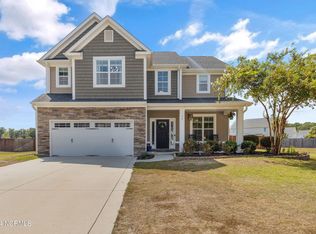 76 E Bailey Ln, Hampstead, NC 28443