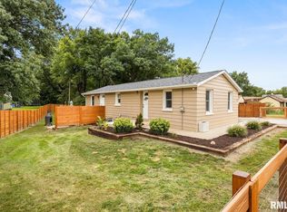 219 Ritchie St, East Peoria, IL 61611