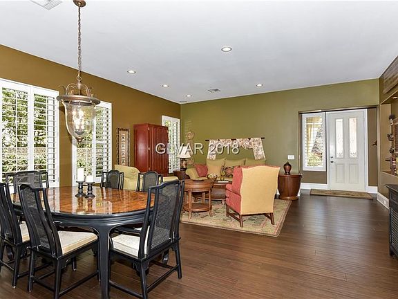 4th image of 9812 Miss Peach Ave