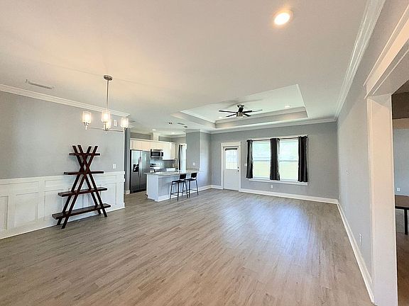 5th image of 122 Loblolly Cir