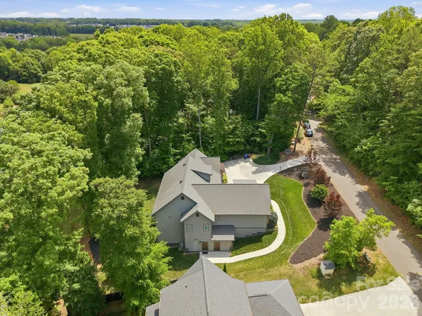 113 Jami Wind Ct, Mooresville, NC 28115