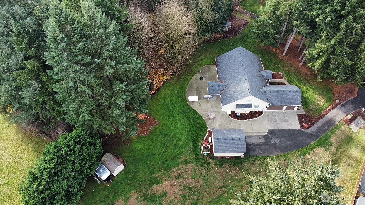 7616 Kylee Lane SE photo 1