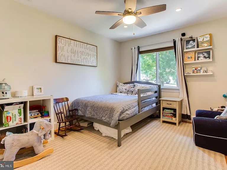 5407 Helm Ct — Photo 24