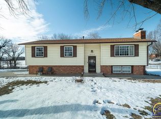 5111 NW Brickyard Rd, Topeka, KS 66618