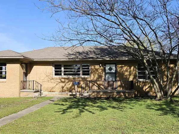 417 N 13th St, Ponca City, OK 74601