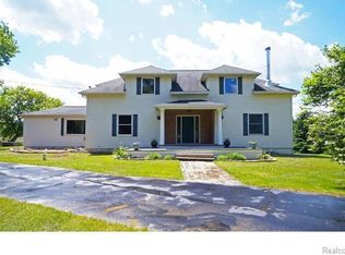12645 Rattalee Lake Rd, Davisburg, MI 48350