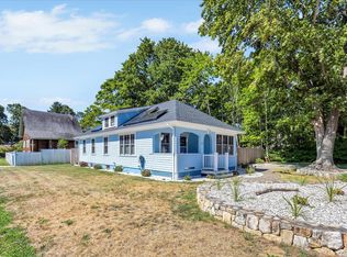 22 Bay View Avenue, Buzzards Bay, MA 02532